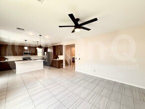 17769 W Cassia Way in Goodyear, AZ - Foto de edificio - Building Photo