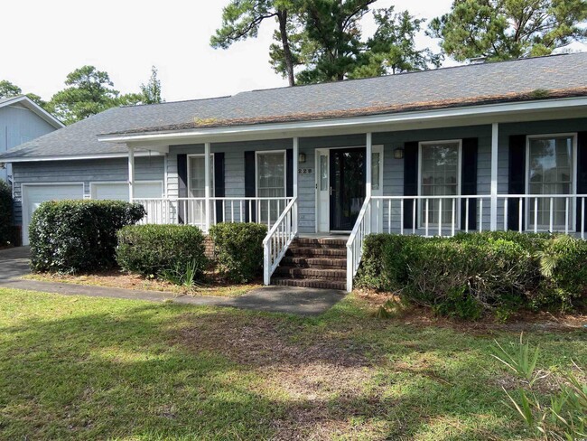 228 Lander Dr in Conway, SC - Building Photo - Building Photo