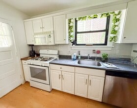 Briarcliff in Pittsburgh, PA - Building Photo - Interior Photo