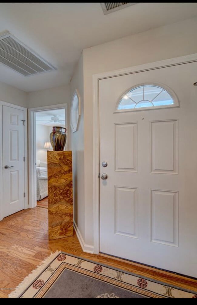 1040 Bridgeport Way in Leland, NC - Building Photo - Building Photo