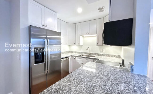 21 Vaughns Gap Rd in Nashville, TN - Building Photo - Building Photo