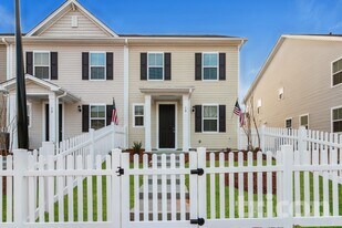 10 Beautyberry St in Simpsonville, SC - Building Photo