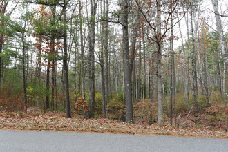 Oaks of Holden in Lunenburg, MA - Building Photo - Building Photo