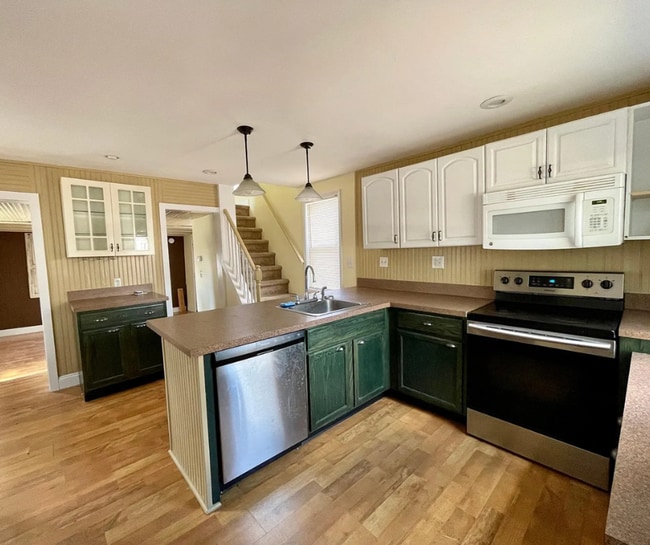 312 St Marys St in Phoenixville, PA - Building Photo - Building Photo