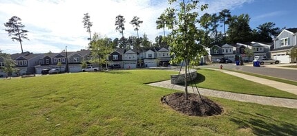 185 Cabernet Dr in Chapel Hill, NC - Building Photo - Building Photo
