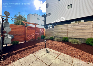2209 NW 63rd St in Seattle, WA - Building Photo - Building Photo