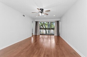 12100 Melville Dr in Montgomery, TX - Building Photo - Building Photo