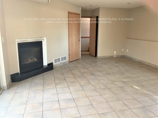 1442 Bay Dr SE in Forest Lake, MN - Building Photo - Building Photo