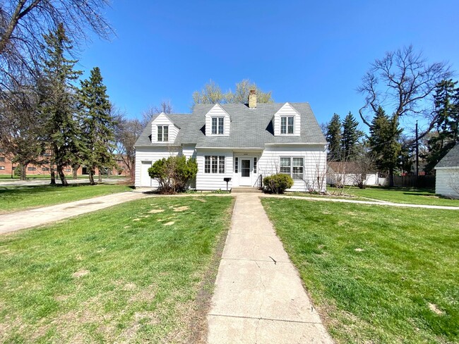 property at 1215 14th Ave N