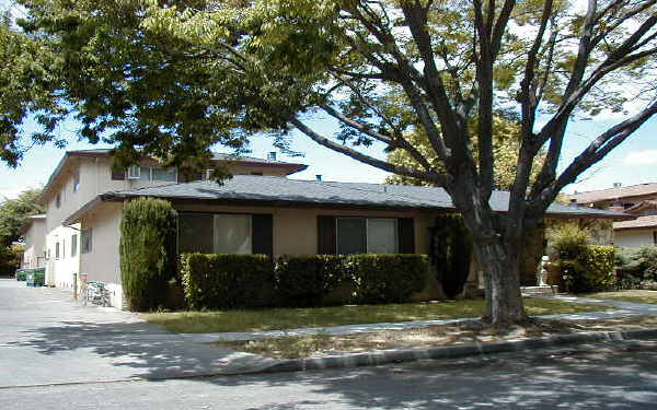 1409 Lexington Dr in San Jose, CA - Building Photo - Building Photo