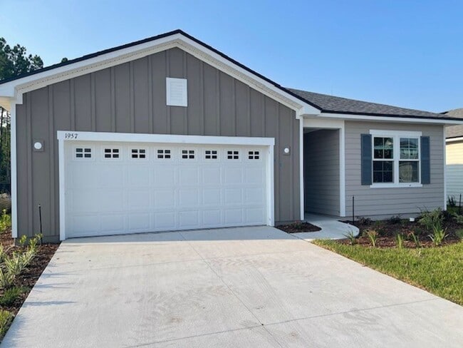 property at 1957 Amberly Dr
