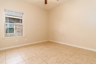 2710 E Garfield Ave in Alton, TX - Building Photo - Building Photo