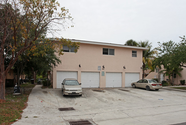 680 SW 7th St in Pompano Beach, FL - Building Photo - Building Photo