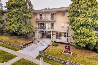 Sherbrooke Manor Apartments in New Westminster, BC - Building Photo - Building Photo