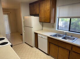 1678 E St in Napa, CA - Building Photo