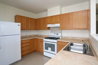 West Haven Park II - B in Chicago, IL - Foto de edificio - Interior Photo