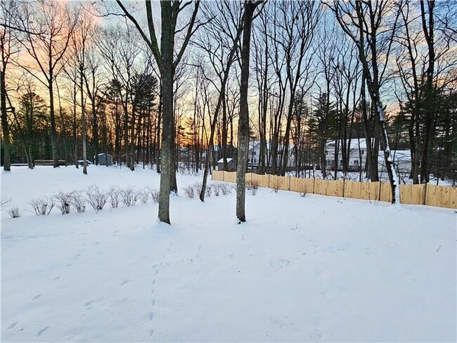 19 Rustic Dr in Essex Junction, VT - Building Photo - Building Photo