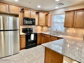 3340 E Franklin Ave in Gilbert, AZ - Building Photo - Building Photo