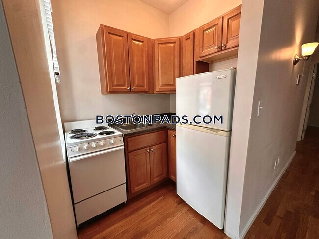 property at 67 S Huntington Ave