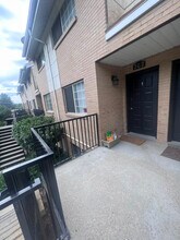 136 E 400 N, Unit 202 in Provo, UT - Foto de edificio - Building Photo