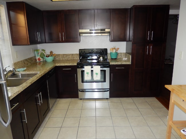 1030 Agate St in San Diego, CA - Building Photo - Building Photo