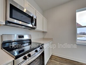 11615 Cotterill Wy in Indianapolis, IN - Building Photo - Building Photo