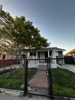 1111 87th Ave in Oakland, CA - Building Photo