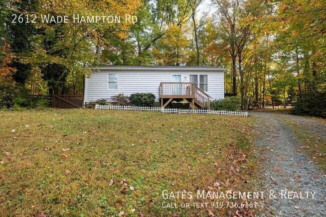 property at 2612 Wade Hampton Rd