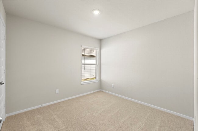 166 Sterling River Ln