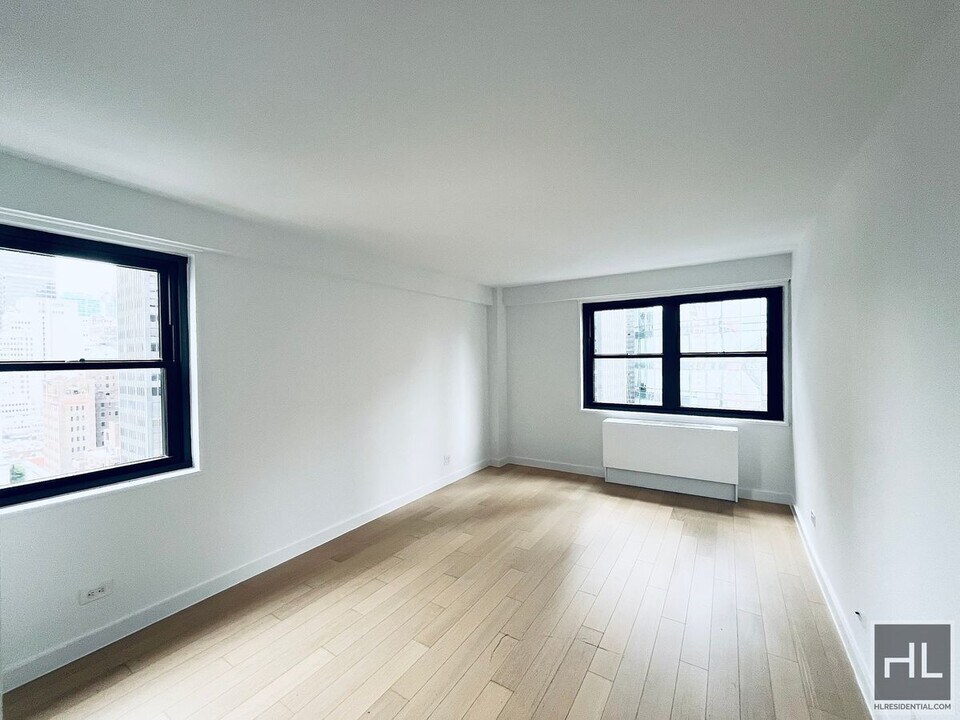 East 39th Street in New York, NY - Foto de edificio