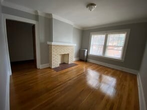 Clifton Blvd. Apartments in Lakewood, OH - Foto de edificio - Building Photo