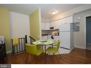 305 S 11th St in Philadelphia, PA - Building Photo - Building Photo