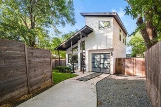 619 Hammack Dr in Austin, TX - Building Photo - Building Photo