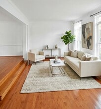 22950 Eversole Ter in Brambleton, VA - Foto de edificio - Building Photo