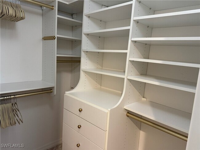 property at 1262 Sweetwater Ln