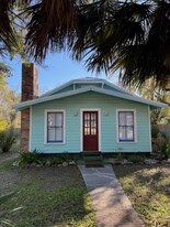 1821 W Pine St in Pensacola, FL - Building Photo