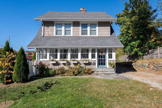 property at 15 Emerson St