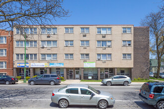 2342-2352 W Touhy Ave in Chicago, IL - Building Photo - Building Photo