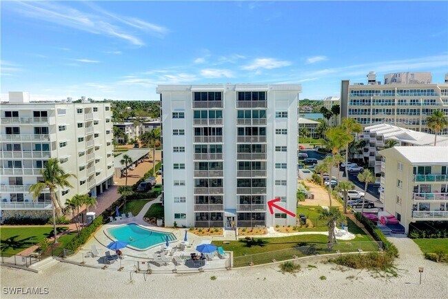1919 Gulf Shore Blvd N in Naples, FL - Building Photo - Building Photo