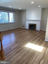 5001 White Flint Dr in Kensington, MD - Building Photo - Building Photo