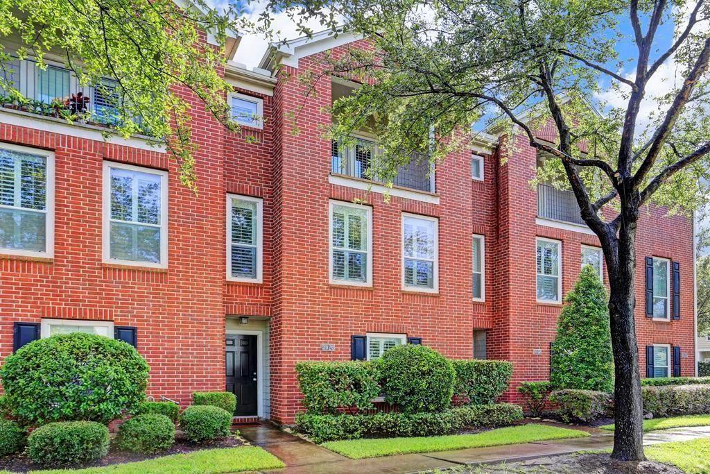 3023 N Heights Hollow Ln in Houston, TX - Building Photo