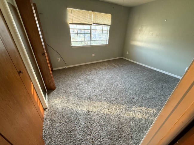 724 E 13th St in Holdenville, OK - Building Photo - Building Photo