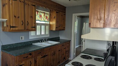 2208 Osborne St in Bristol, VA - Building Photo - Building Photo