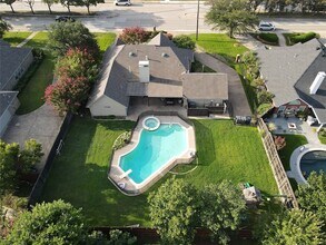 6705 McCallum Blvd in Dallas, TX - Building Photo - Building Photo