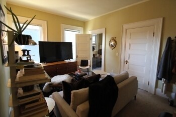 380 Broadway, Unit 2