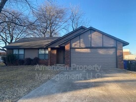 1132 N Hickory Dr in Broken Arrow, OK - Building Photo
