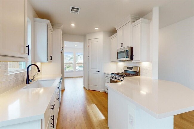 9510 Dearborn Creek Dr in Cypress, TX - Building Photo - Building Photo