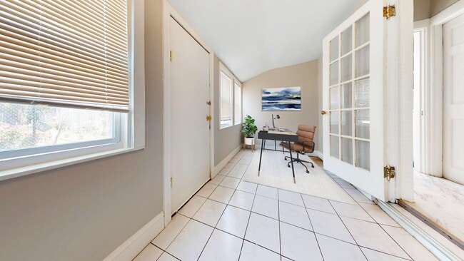 74 Hano St, Unit 1