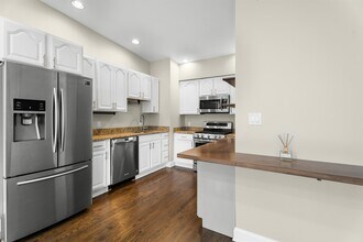 95 Webster Ave in Jersey City, NJ - Building Photo - Building Photo