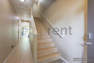 17258 SW Pleasanton Ln in Beaverton, OR - Building Photo - Building Photo